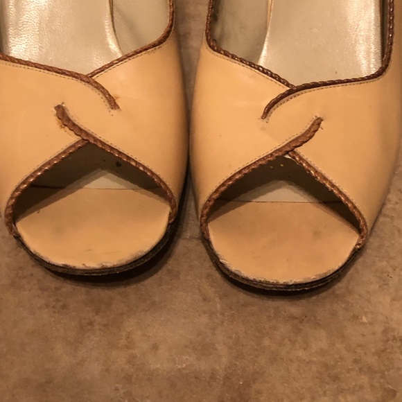 Salvatore Ferragamo Slingback Heels Nude Sz 8.5 - Picture 7 of 9